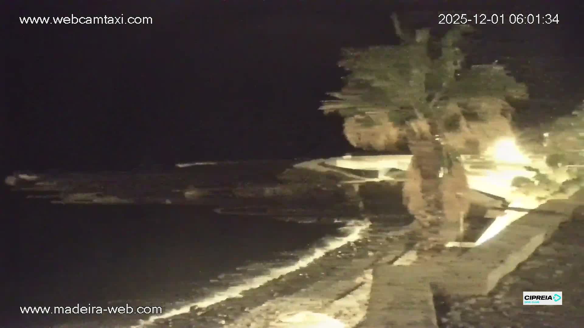 Canico, Praia dos Reis Magos Beach Live Cam, Caniço - Santa Cruz, Madeira, Portugal