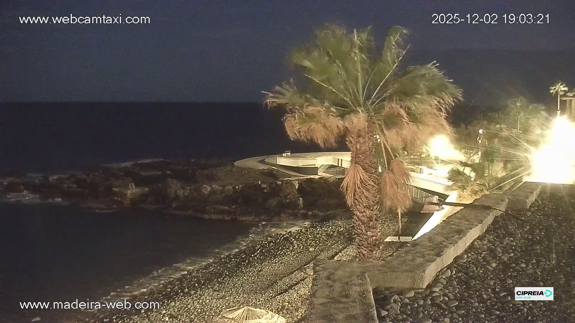 Canico, Praia dos Reis Magos Beach Live Cam, Caniço - Santa Cruz, Madeira, Portugal