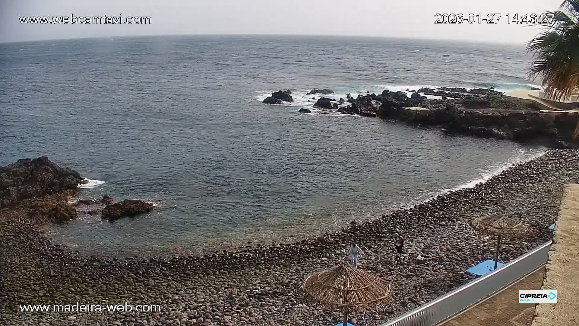 Canico, Praia dos Reis Magos Beach Live Cam, Caniço - Santa Cruz, Madeira, Portugal