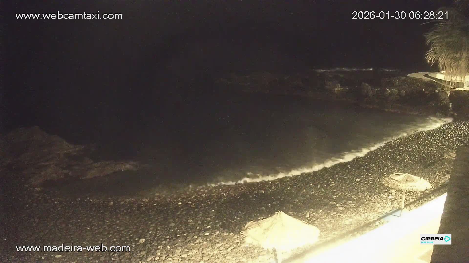 Canico, Praia dos Reis Magos Beach Live Cam, Caniço - Santa Cruz, Madeira, Portugal