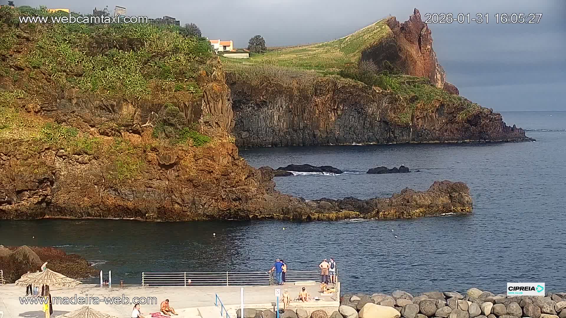 Canico, Praia dos Reis Magos Beach Live Cam, Caniço - Santa Cruz, Madeira, Portugal
