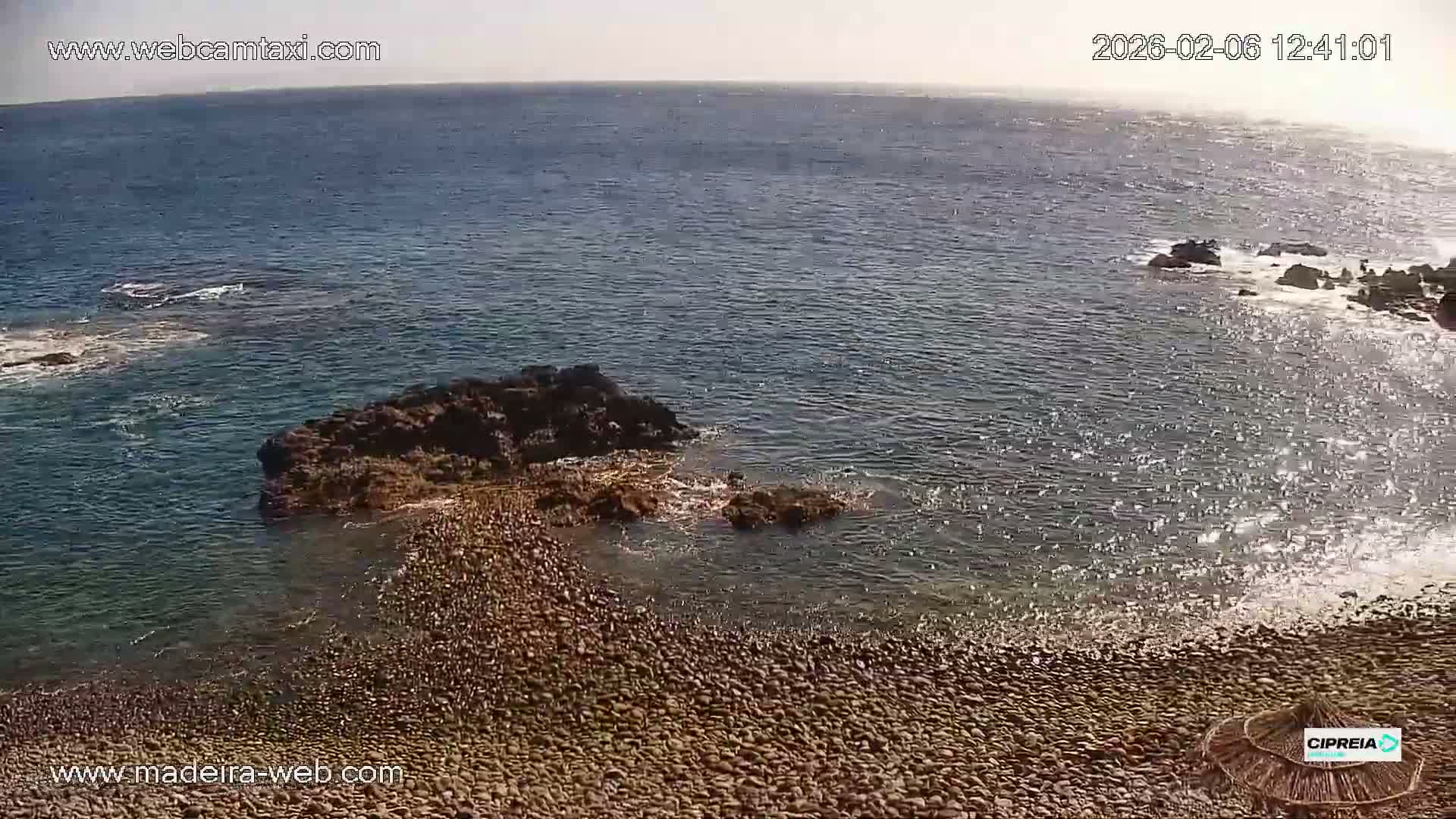 Canico, Praia dos Reis Magos Beach Live Cam, Caniço - Santa Cruz, Madeira, Portugal