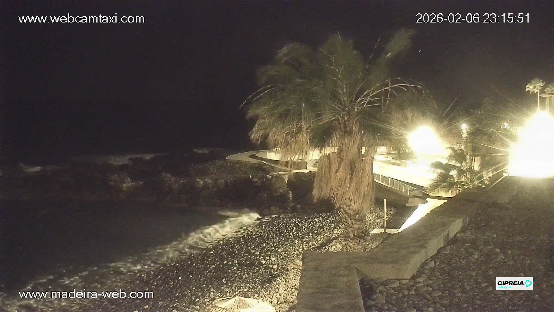 Canico, Praia dos Reis Magos Beach Live Cam, Caniço - Santa Cruz, Madeira, Portugal