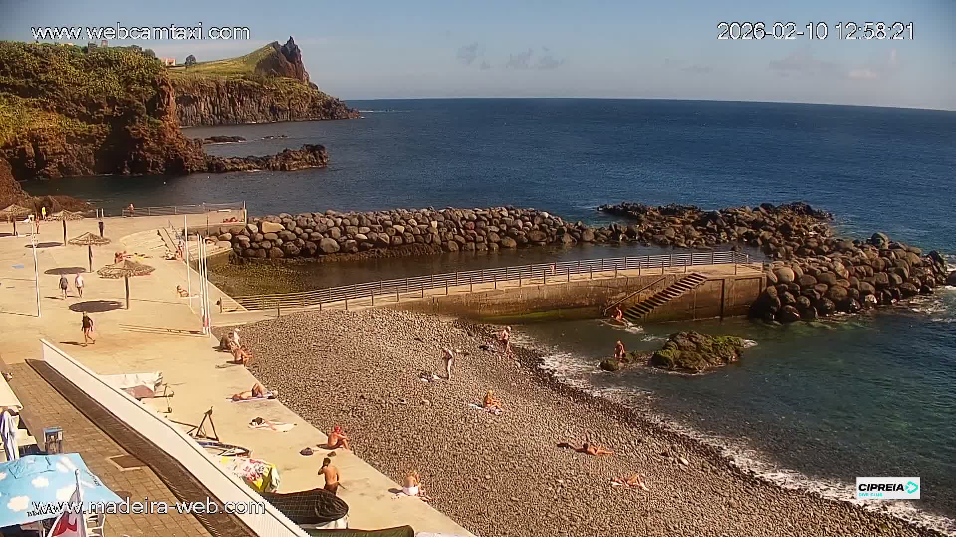 Canico, Praia dos Reis Magos Beach Live Cam, Caniço - Santa Cruz, Madeira, Portugal
