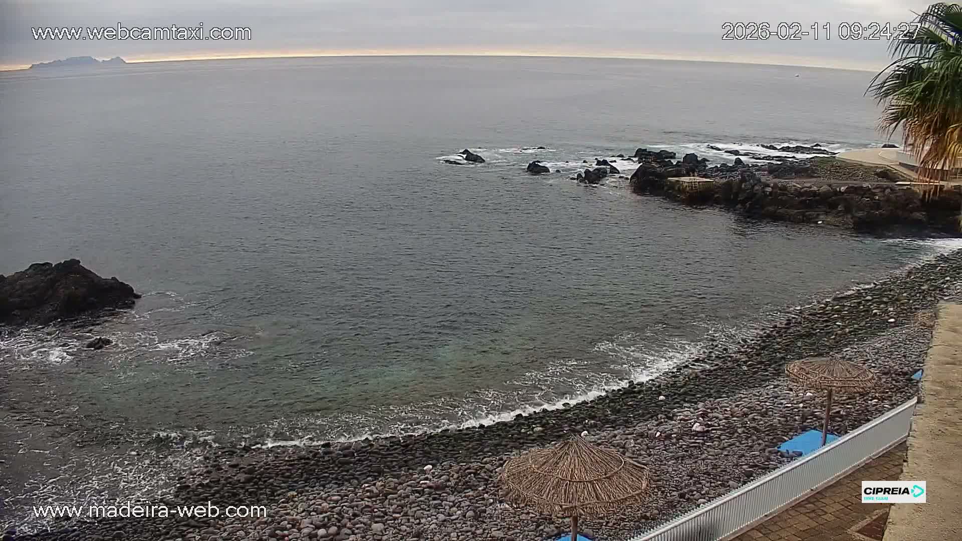 Canico, Praia dos Reis Magos Beach Live Cam, Caniço - Santa Cruz, Madeira, Portugal