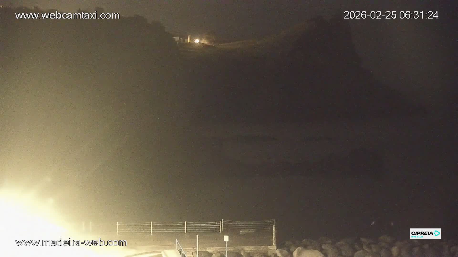 Canico, Praia dos Reis Magos Beach Live Cam, Caniço - Santa Cruz, Madeira, Portugal