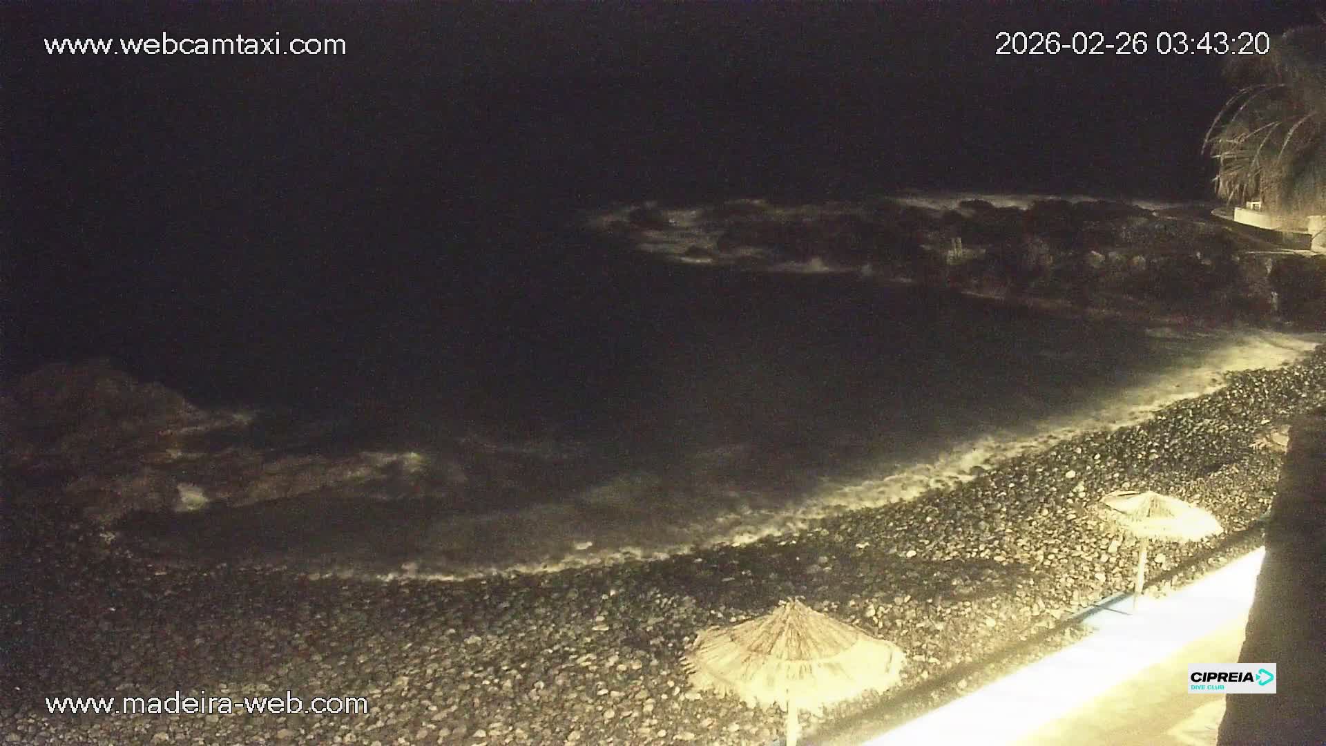 Canico, Praia dos Reis Magos Beach Live Cam, Caniço - Santa Cruz, Madeira, Portugal