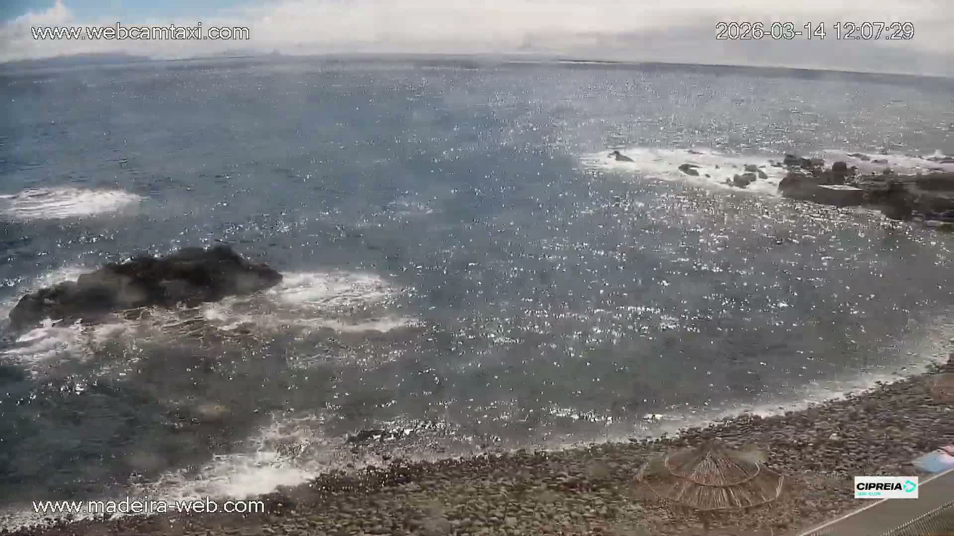 Canico, Praia dos Reis Magos Beach Live Cam, Caniço - Santa Cruz, Madeira, Portugal