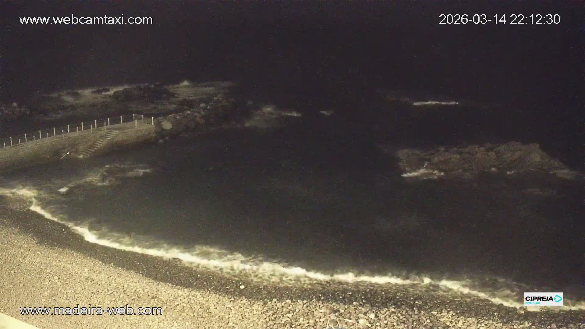 Canico, Praia dos Reis Magos Beach Live Cam, Caniço - Santa Cruz, Madeira, Portugal