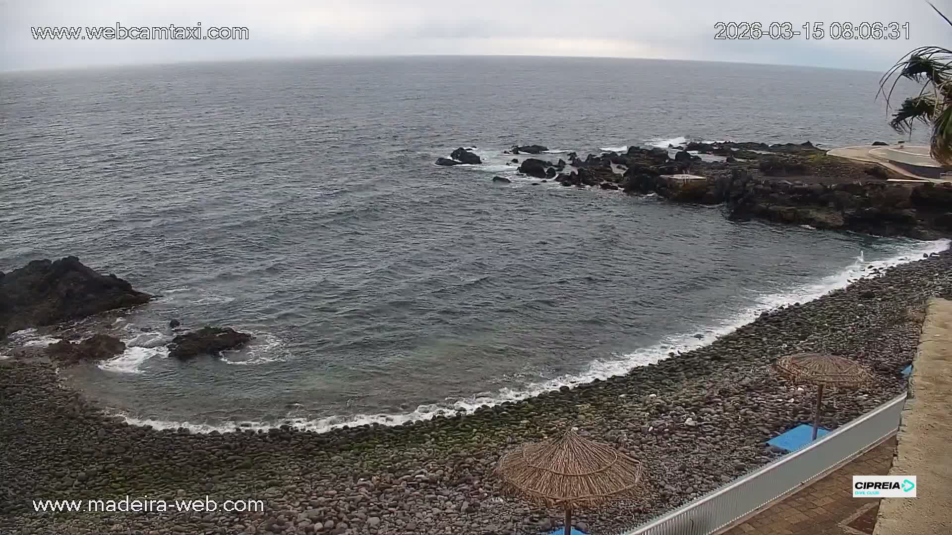 Canico, Praia dos Reis Magos Beach Live Cam, Caniço - Santa Cruz, Madeira, Portugal