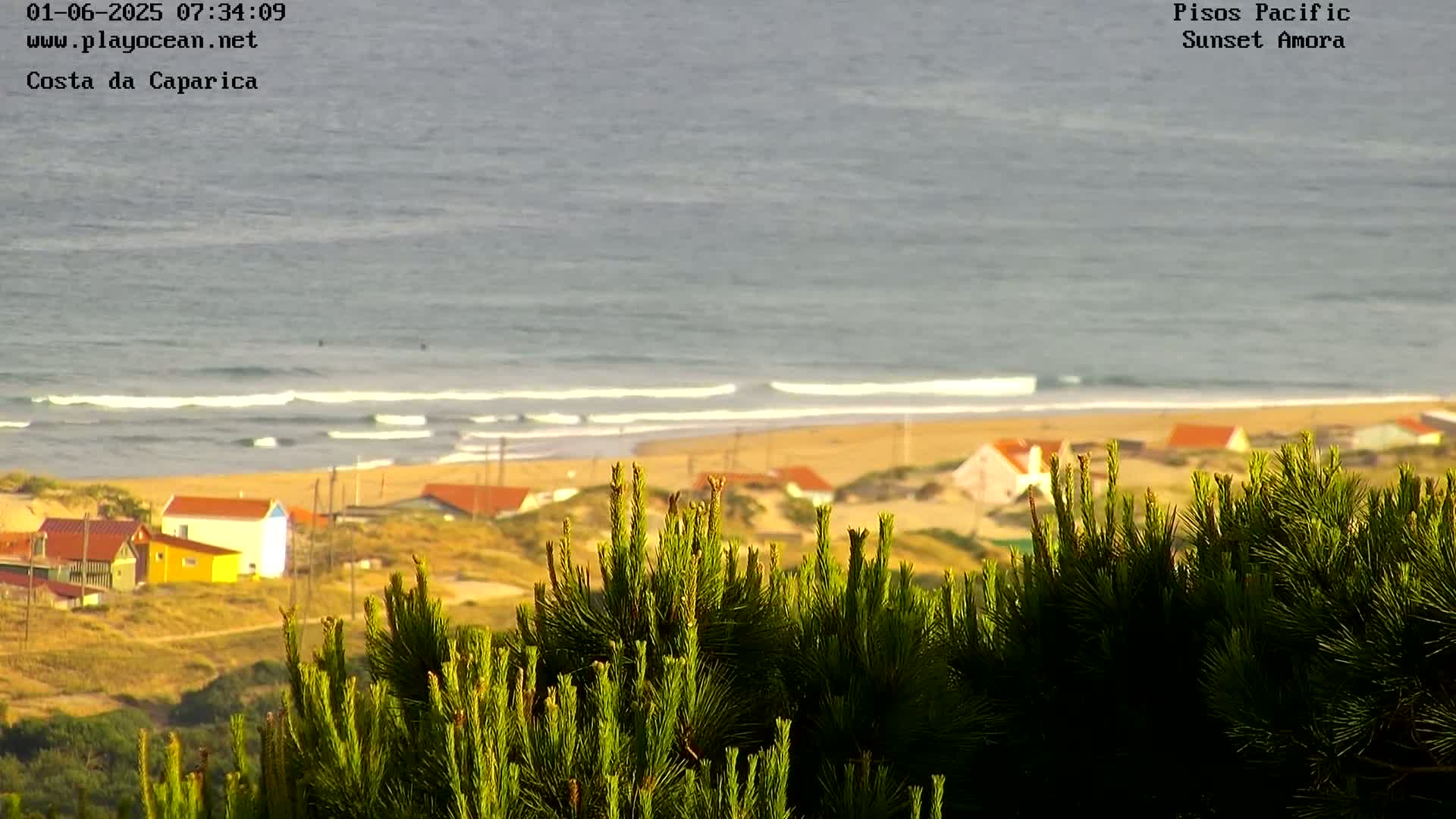 Costa da Caparica Coast Line & Atlantic Ocean Live Cam - Almada, Setubal, Portugal