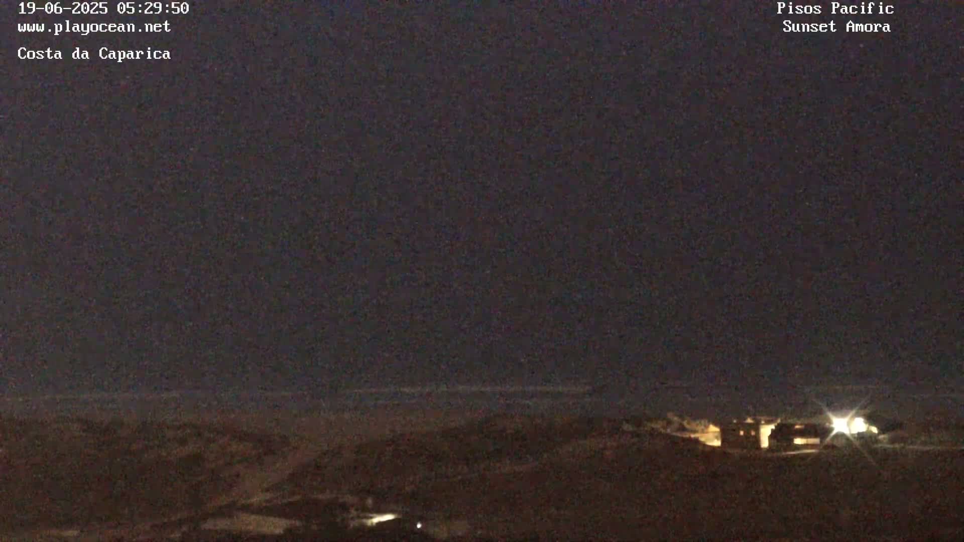 Costa da Caparica Coast Line & Atlantic Ocean Live Cam - Almada, Setubal, Portugal