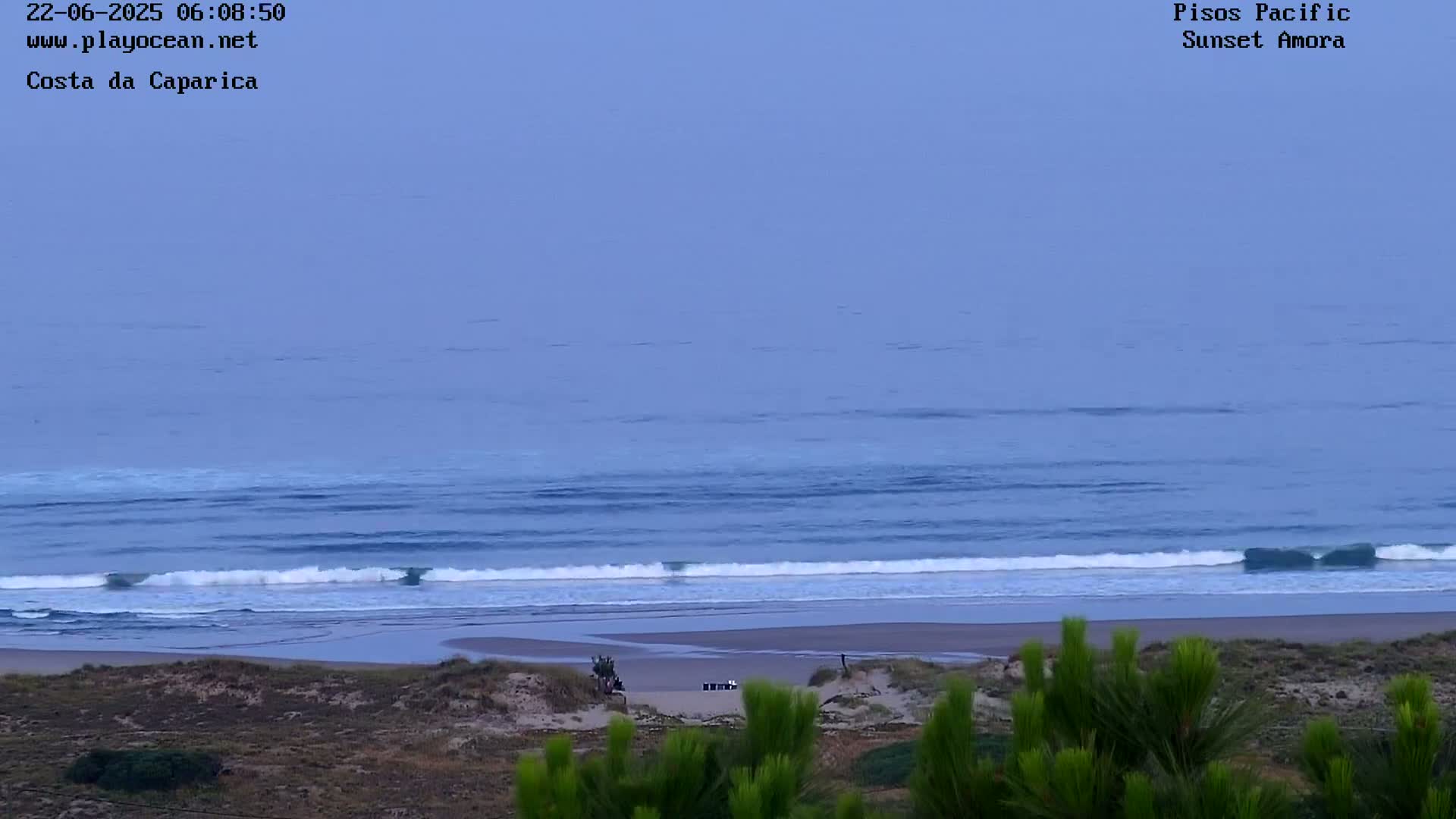 Costa da Caparica Coast Line & Atlantic Ocean Live Cam - Almada, Setubal, Portugal