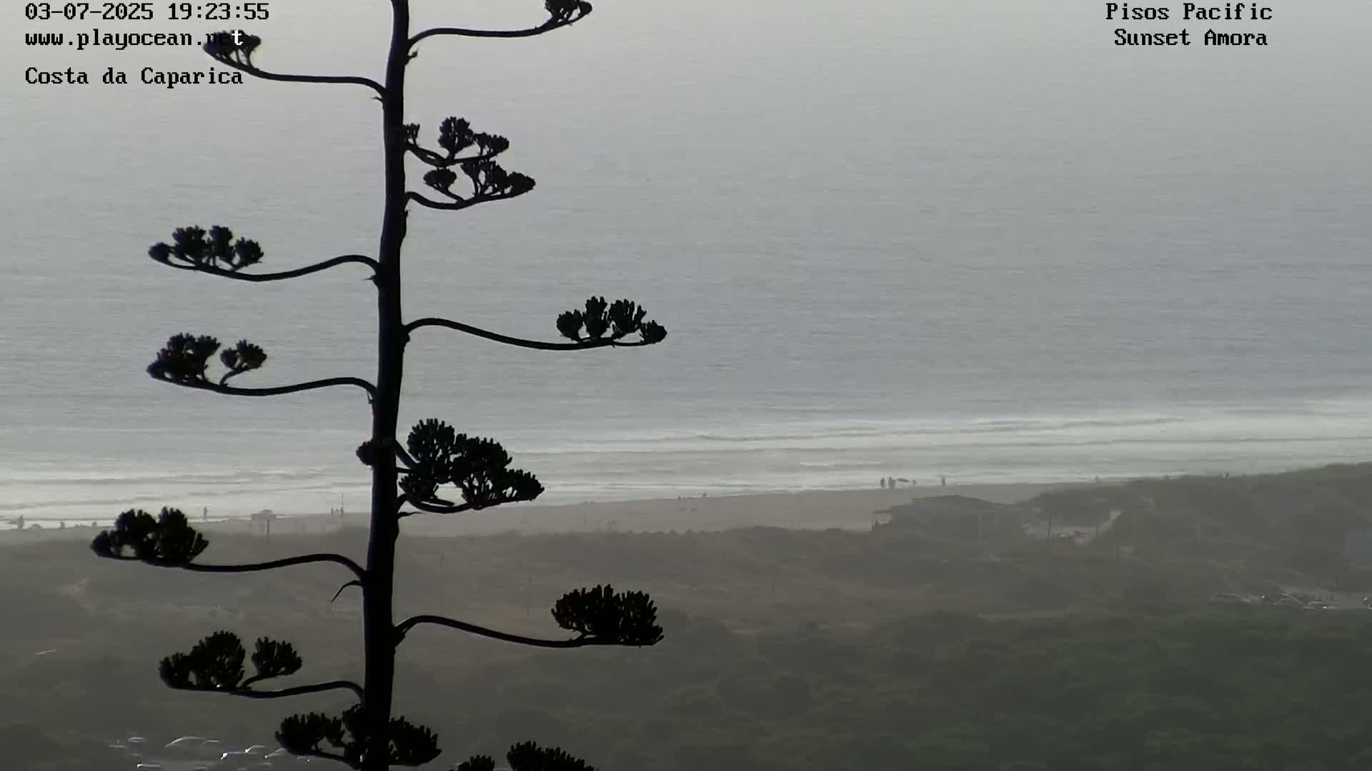 Costa da Caparica Coast Line & Atlantic Ocean Live Cam - Almada, Setubal, Lisbon, Portugal