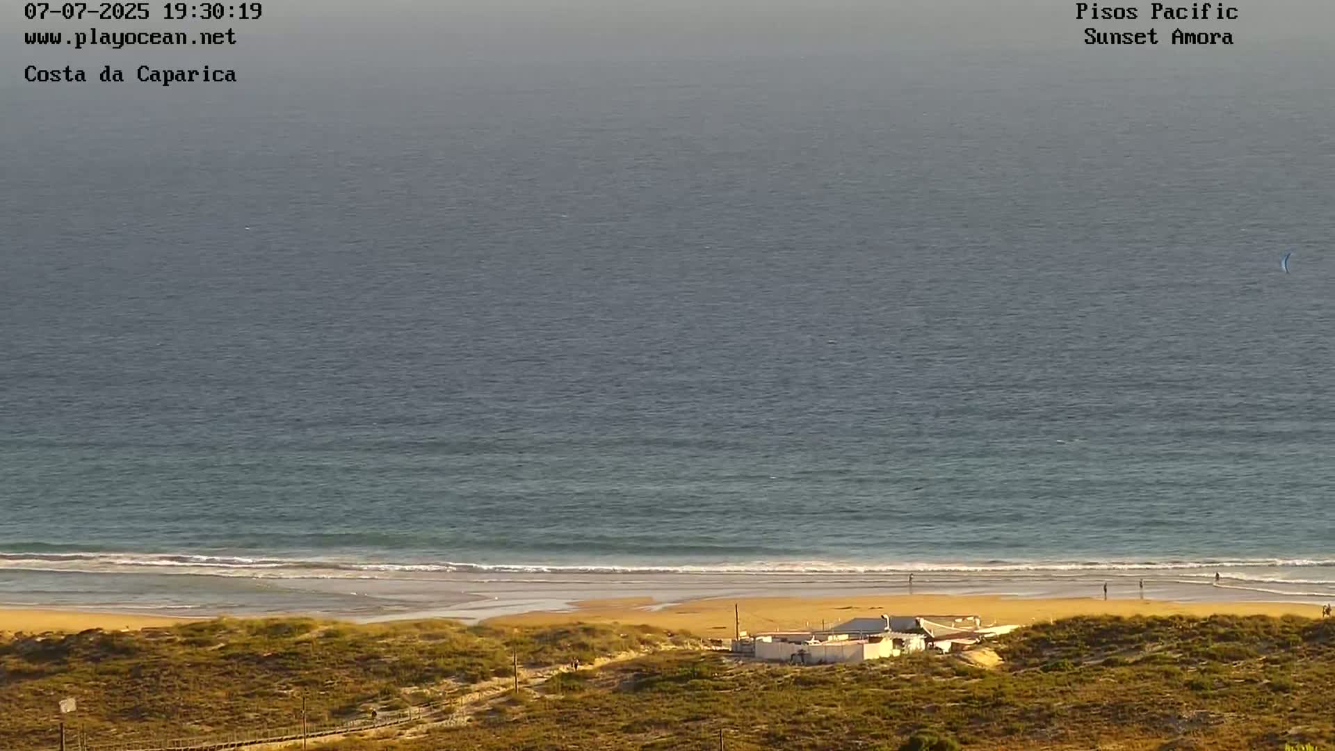 Costa da Caparica Coast Line & Atlantic Ocean Live Cam - Almada, Setubal, Lisbon, Portugal