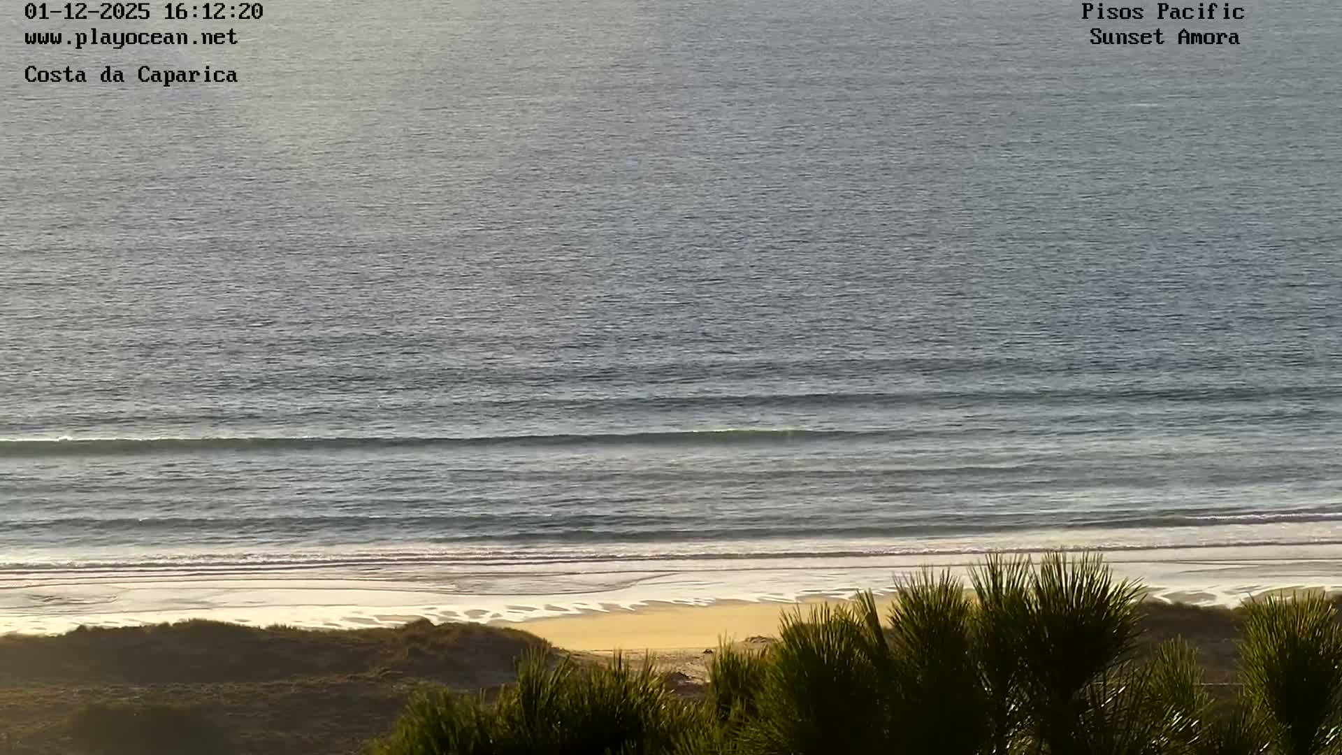 Costa da Caparica Coast Line & Atlantic Ocean Live Cam - Almada, Setubal, Lisbon, Portugal