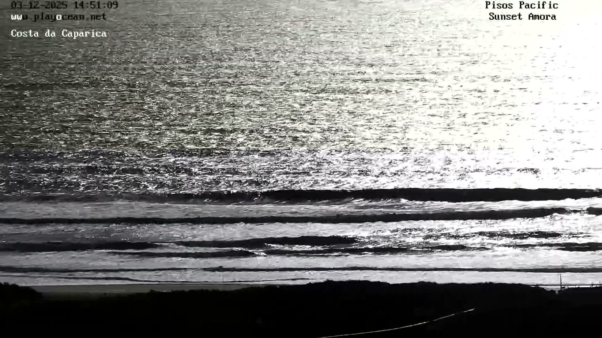 Costa da Caparica Coast Line & Atlantic Ocean Live Cam - Almada, Setubal, Lisbon, Portugal