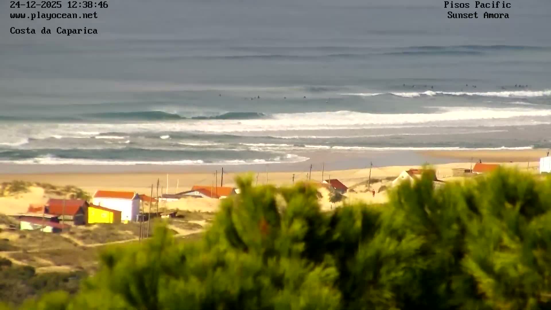 Costa da Caparica Coast Line & Atlantic Ocean Live Cam - Almada, Setubal, Lisbon, Portugal
