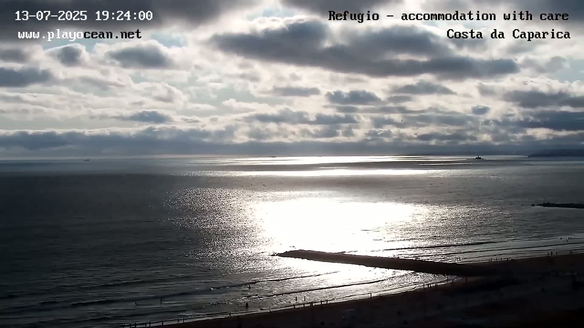 Costa da Caparica Beach Panaromic Live Cam - Almada, Setubal, Lisbon, Portugal