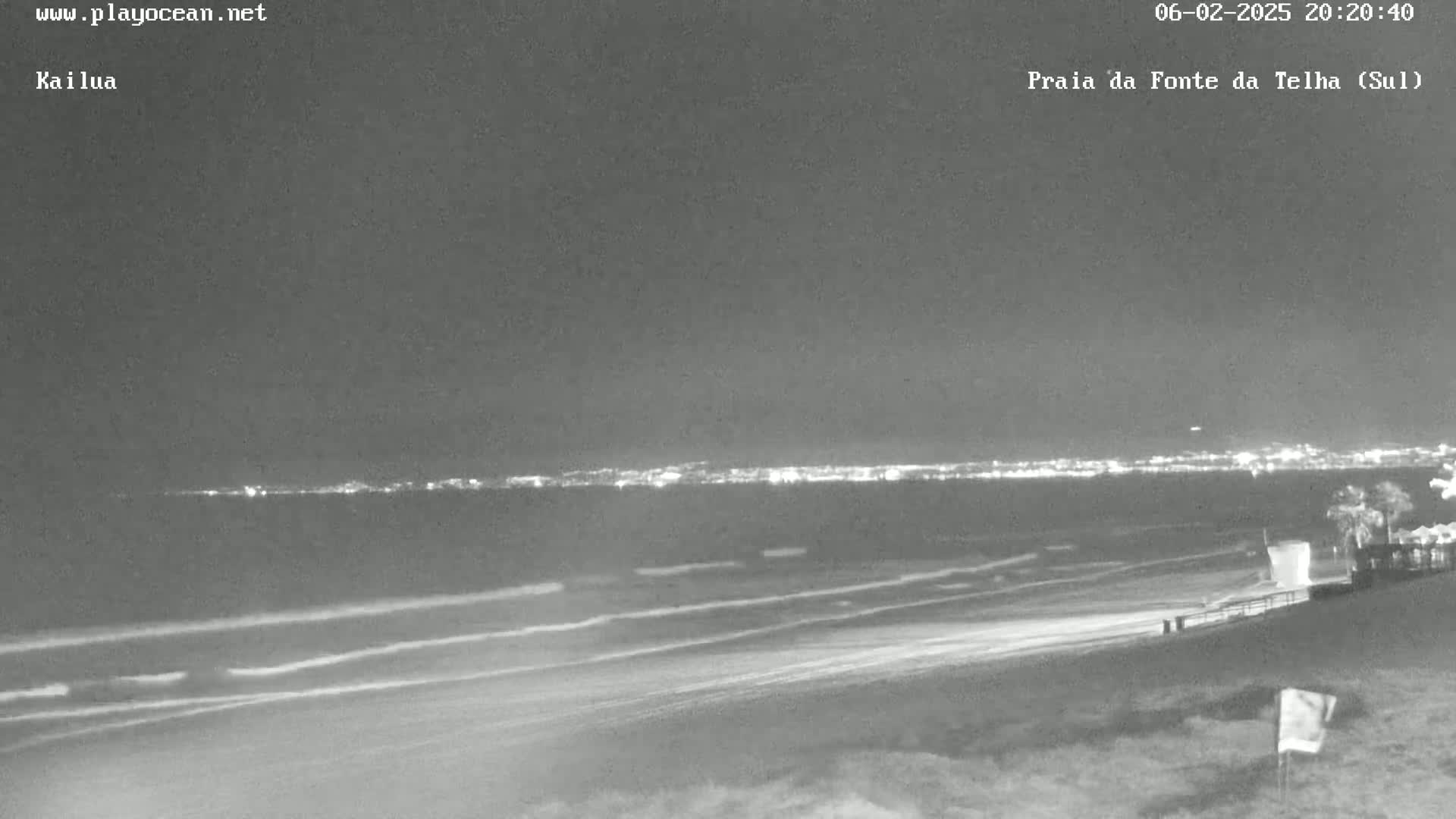 Praia da Fonte da Telha Beach, Costa de Caparica Live Cam - Almada, Setubal, Portugal