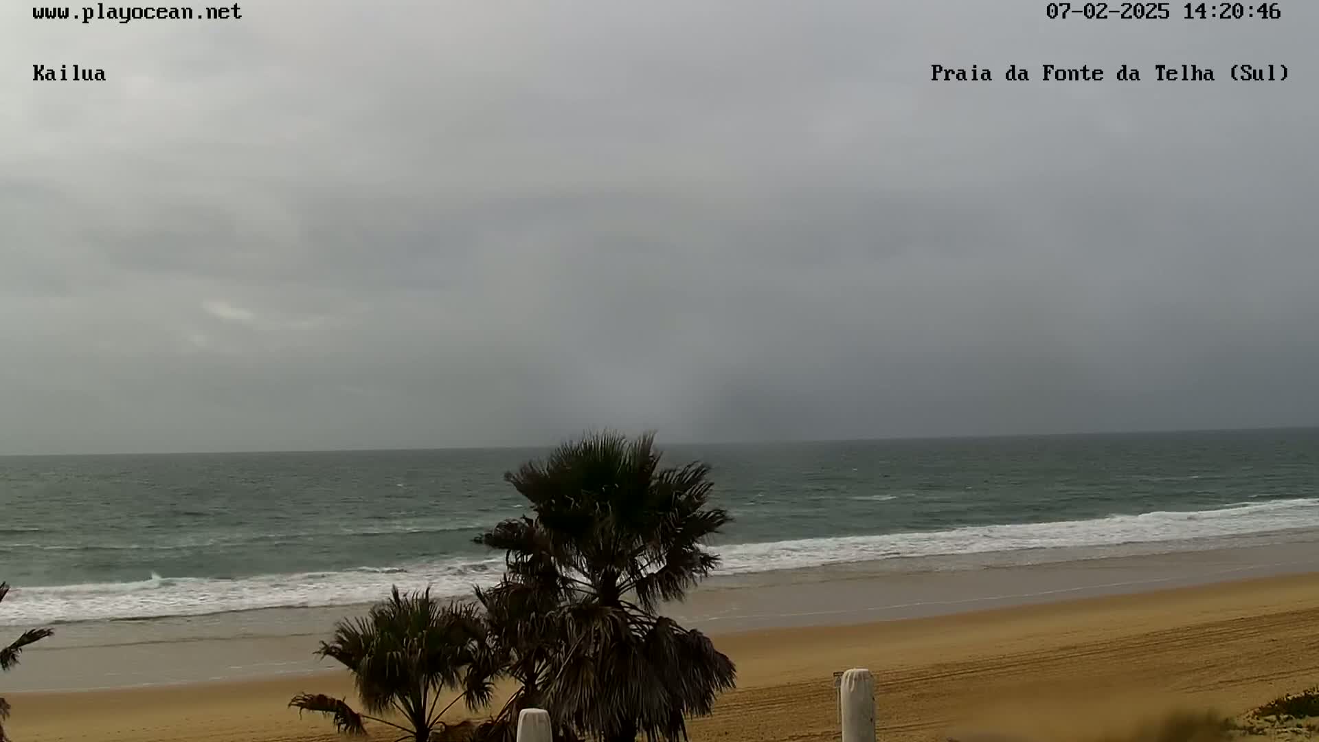 Praia da Fonte da Telha Beach, Costa de Caparica Live Cam - Almada, Setubal, Portugal