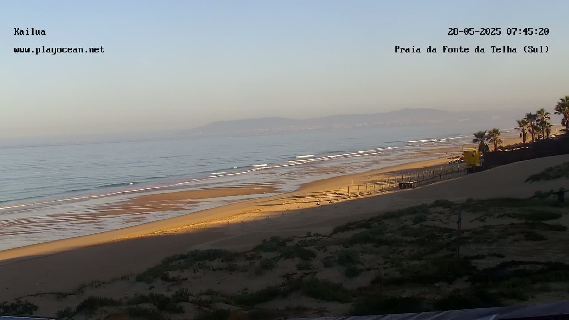 Praia da Fonte da Telha Beach, Costa de Caparica Live Cam - Almada, Setubal, Lisbon, Portugal