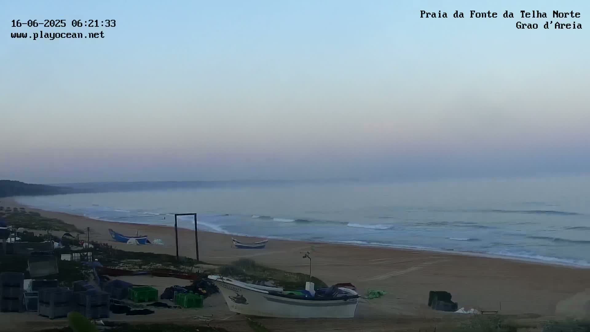 Praia da Fonte da Telha Beach, Costa de Caparica Live Cam - Almada, Setubal, Portugal