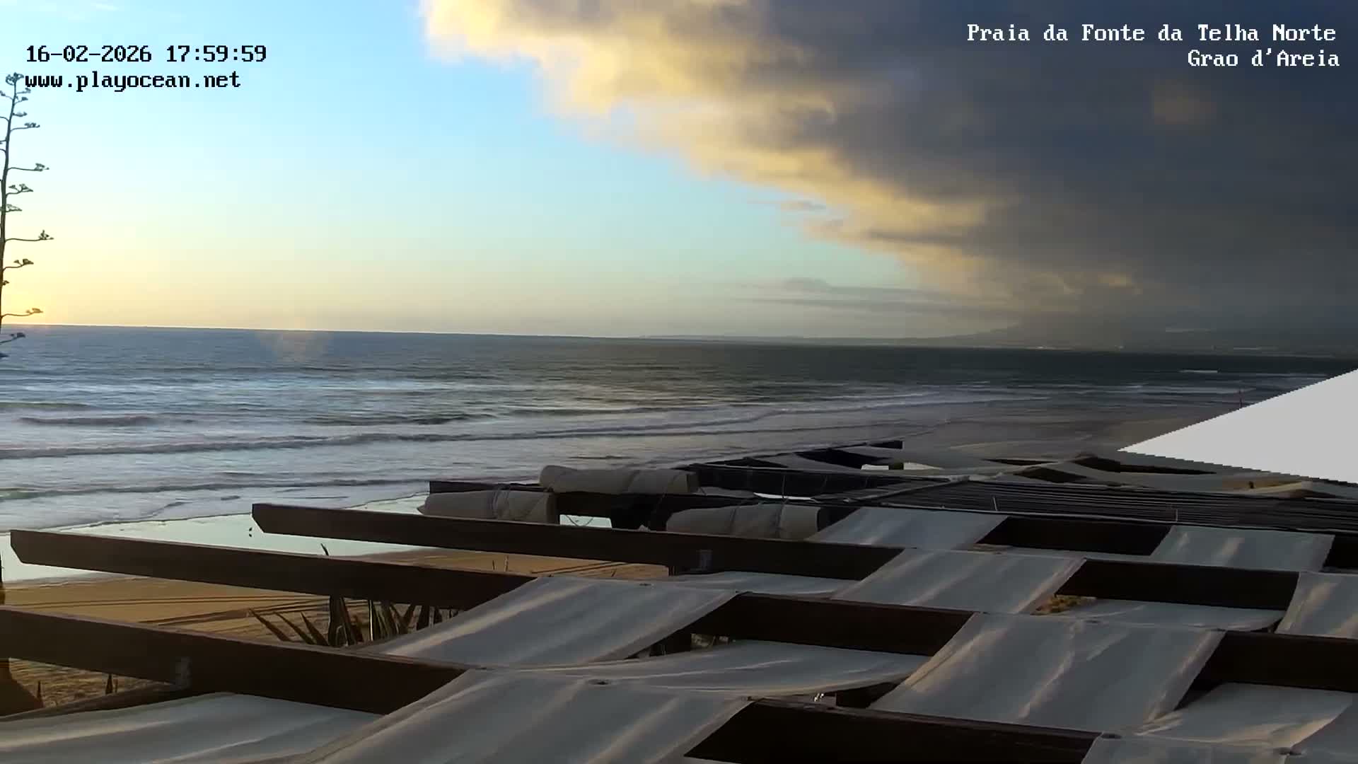 Praia da Fonte da Telha Beach, Costa de Caparica Live Cam - Almada, Setubal, Lisbon, Portugal