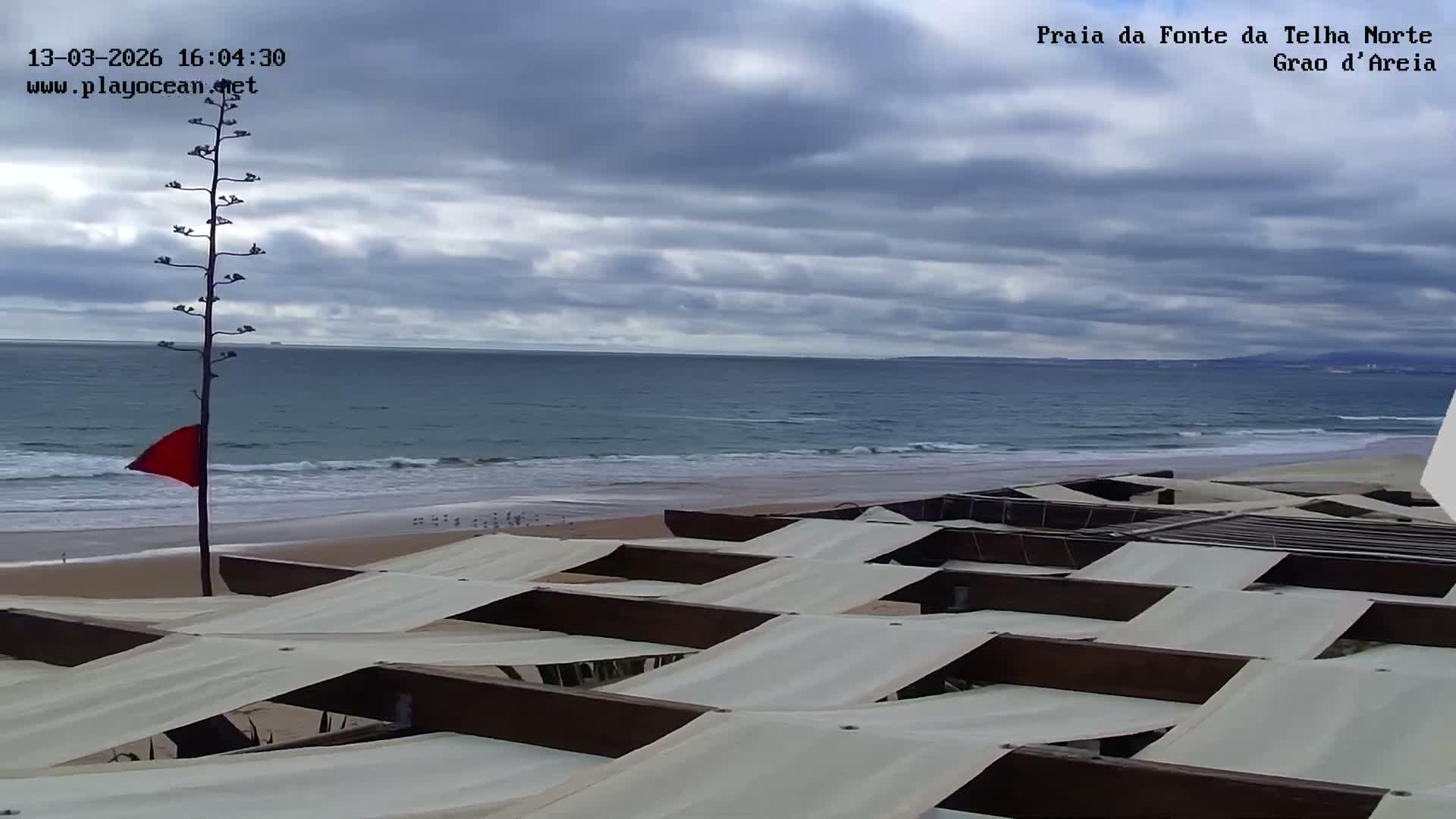 Praia da Fonte da Telha Beach, Costa de Caparica Live Cam - Almada, Setubal, Lisbon, Portugal