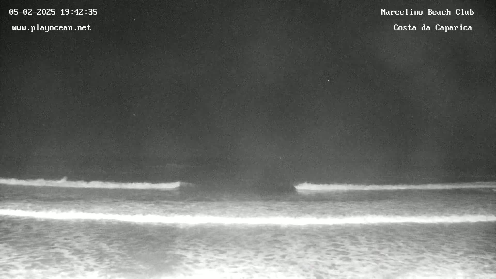 Praia de Santo Antonio Beach , Costa da Caparica Live Cam - Almada, Setubal, Portugal