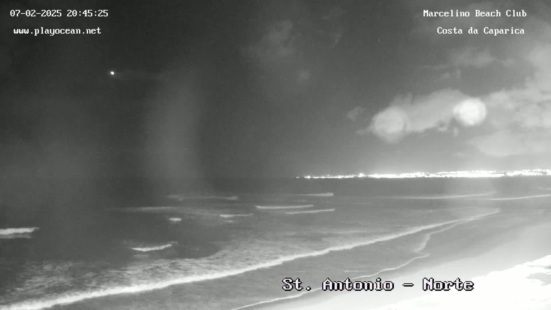 Praia de Santo Antonio Beach , Costa da Caparica Live Cam - Almada, Setubal, Portugal