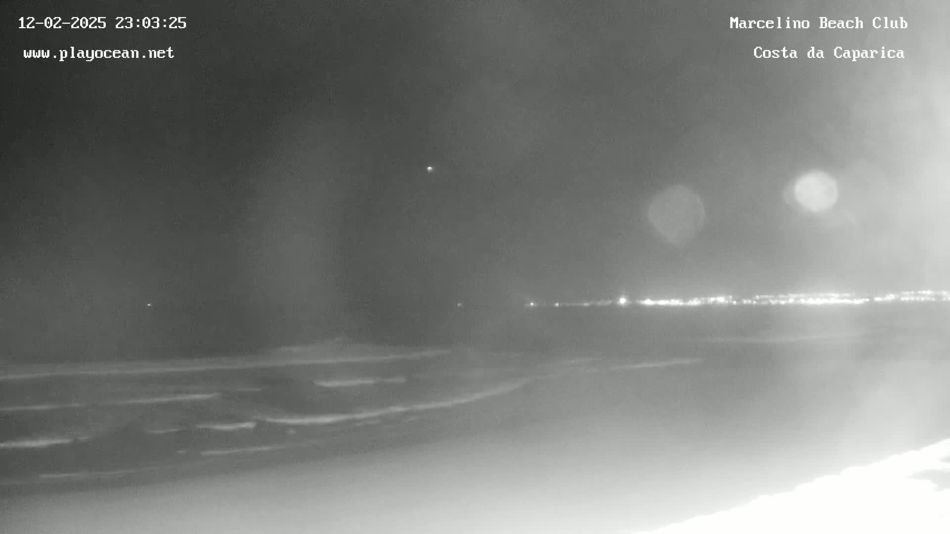  Praia de Santo Antonio Beach , Costa da Caparica Live Cam - Almada, Setubal, Portugal