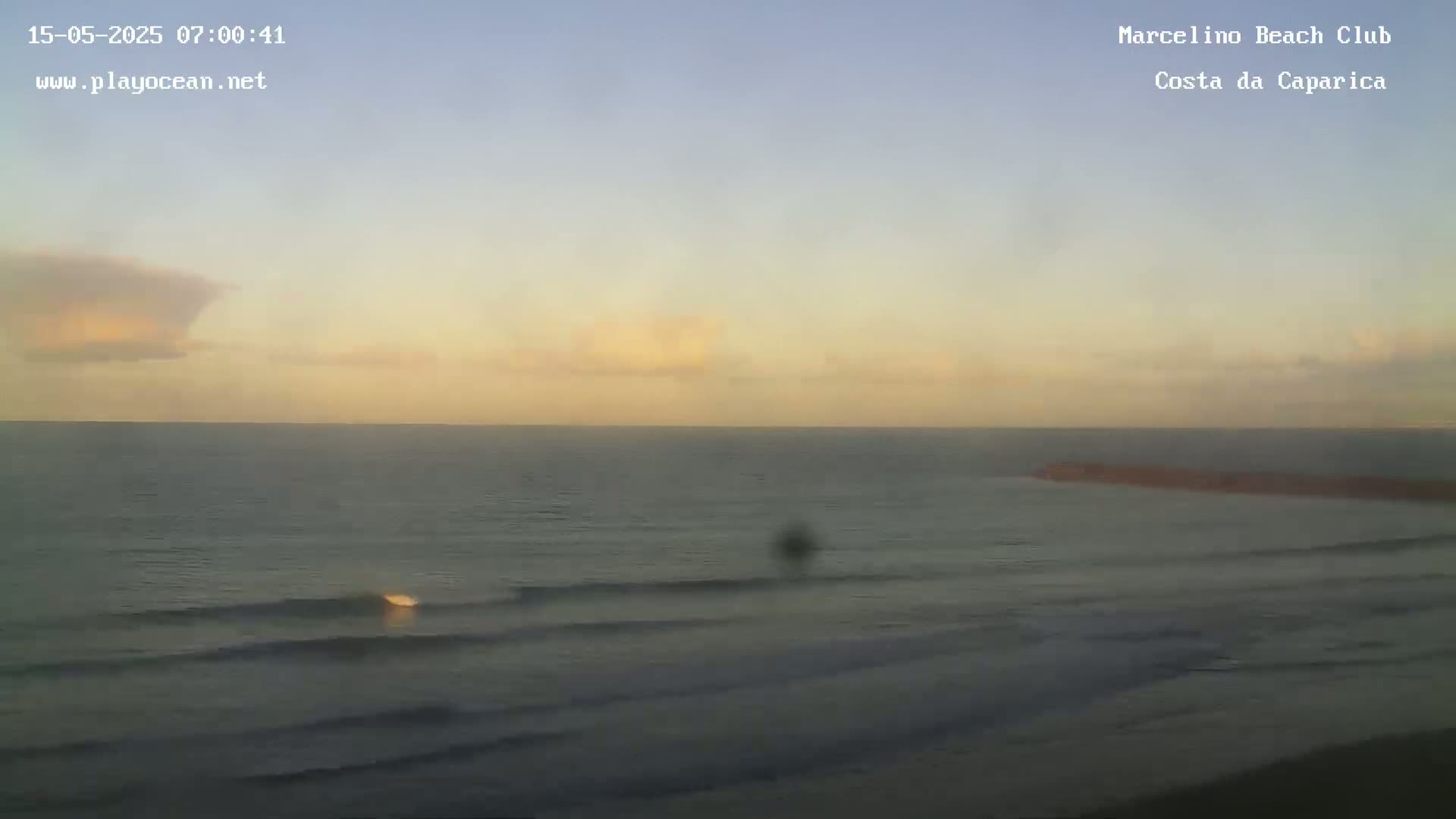 Praia de Santo Antonio Beach , Costa da Caparica Live Cam - Almada, Setubal, Lisbon,  Portugal