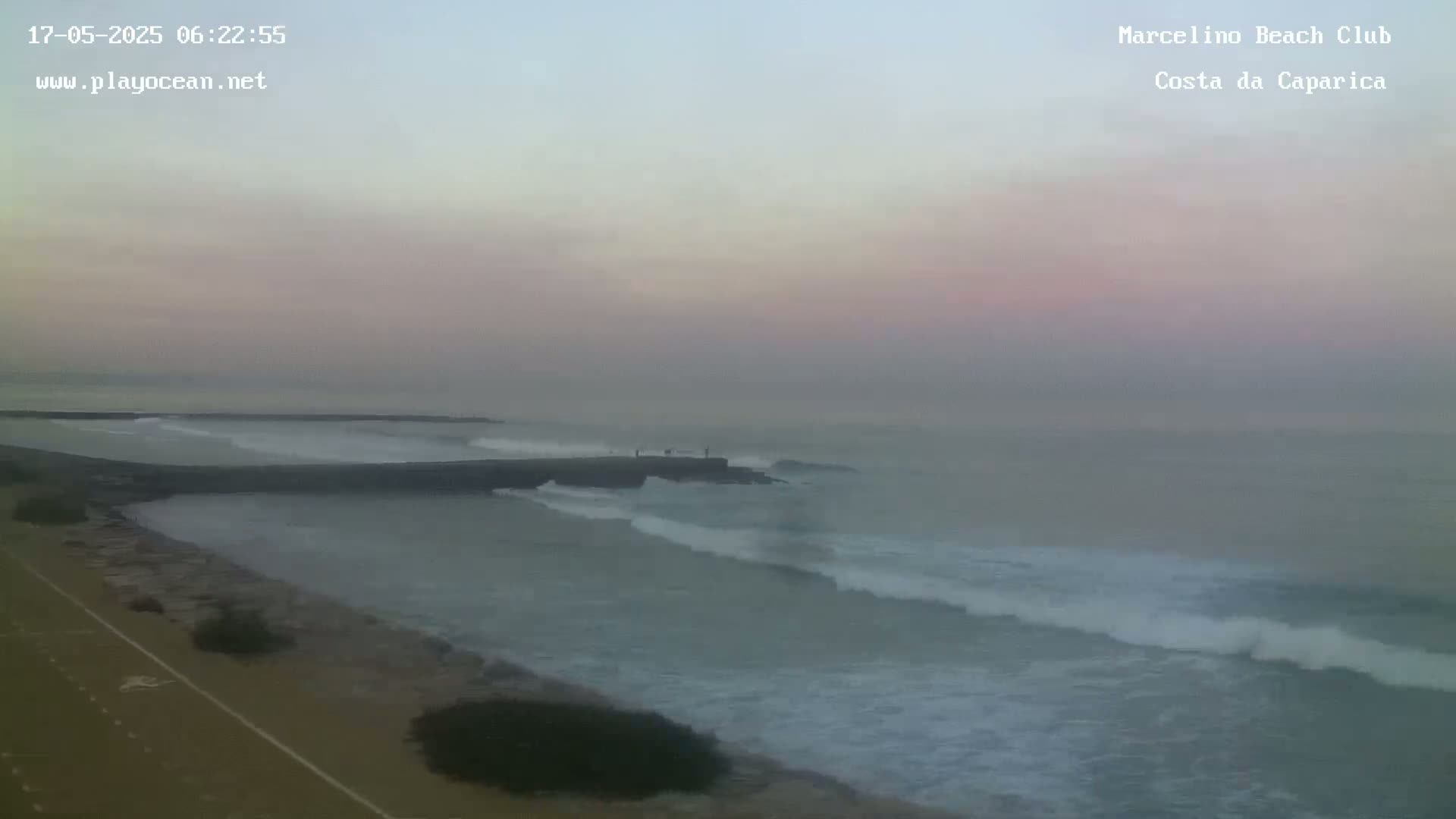 Praia de Santo Antonio Beach , Costa da Caparica Live Cam - Almada, Setubal, Lisbon,  Portugal