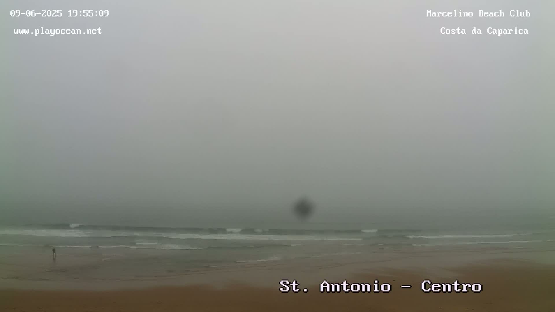 Praia de Santo Antonio Beach , Costa da Caparica Live Cam - Almada, Setubal, Lisbon,  Portugal