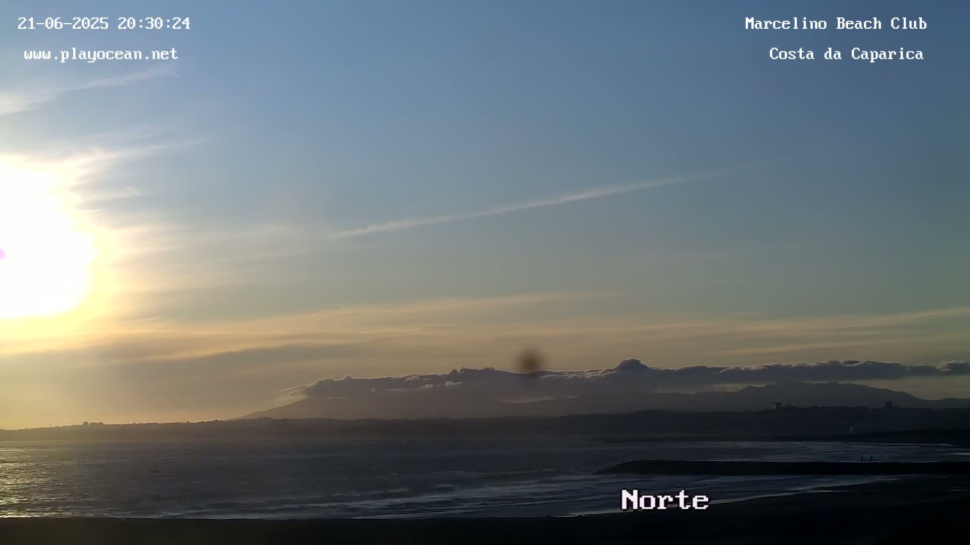 Praia de Santo Antonio Beach , Costa da Caparica Live Cam - Almada, Setubal, Lisbon,  Portugal