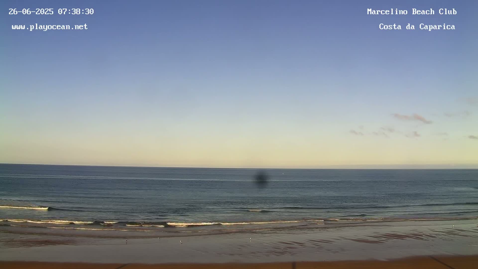 Praia de Santo Antonio Beach , Costa da Caparica Live Cam - Almada, Setubal, Lisbon,  Portugal