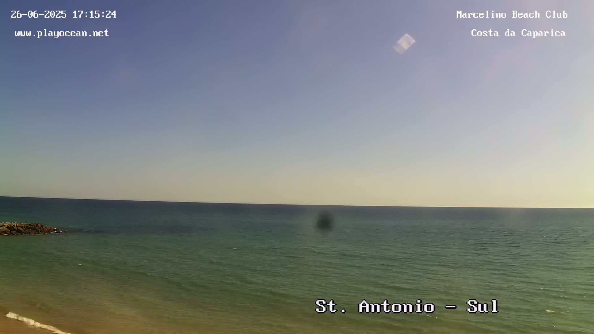 Praia de Santo Antonio Beach , Costa da Caparica Live Cam - Almada, Setubal, Lisbon,  Portugal