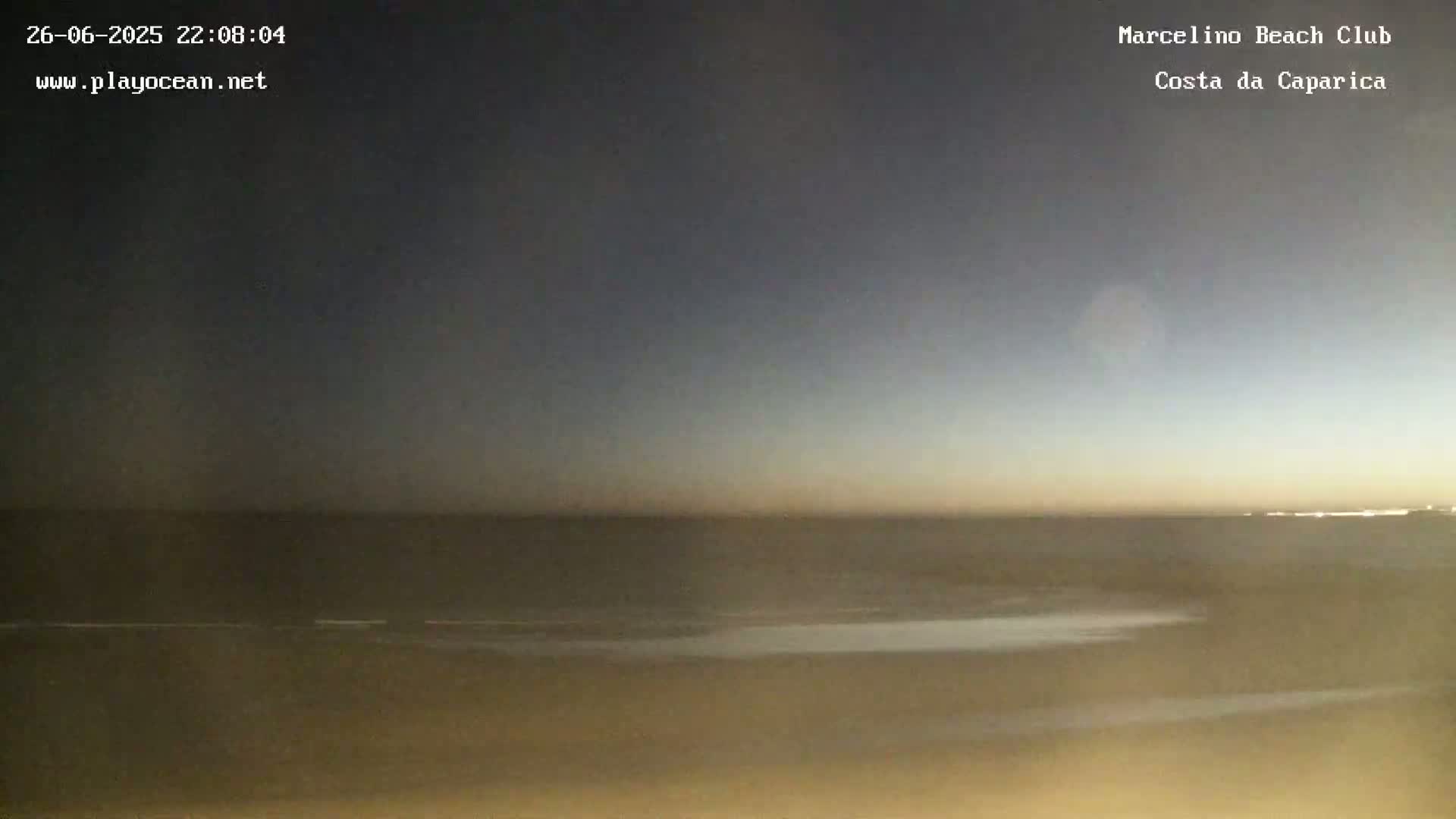 Praia de Santo Antonio Beach , Costa da Caparica Live Cam - Almada, Setubal, Lisbon,  Portugal
