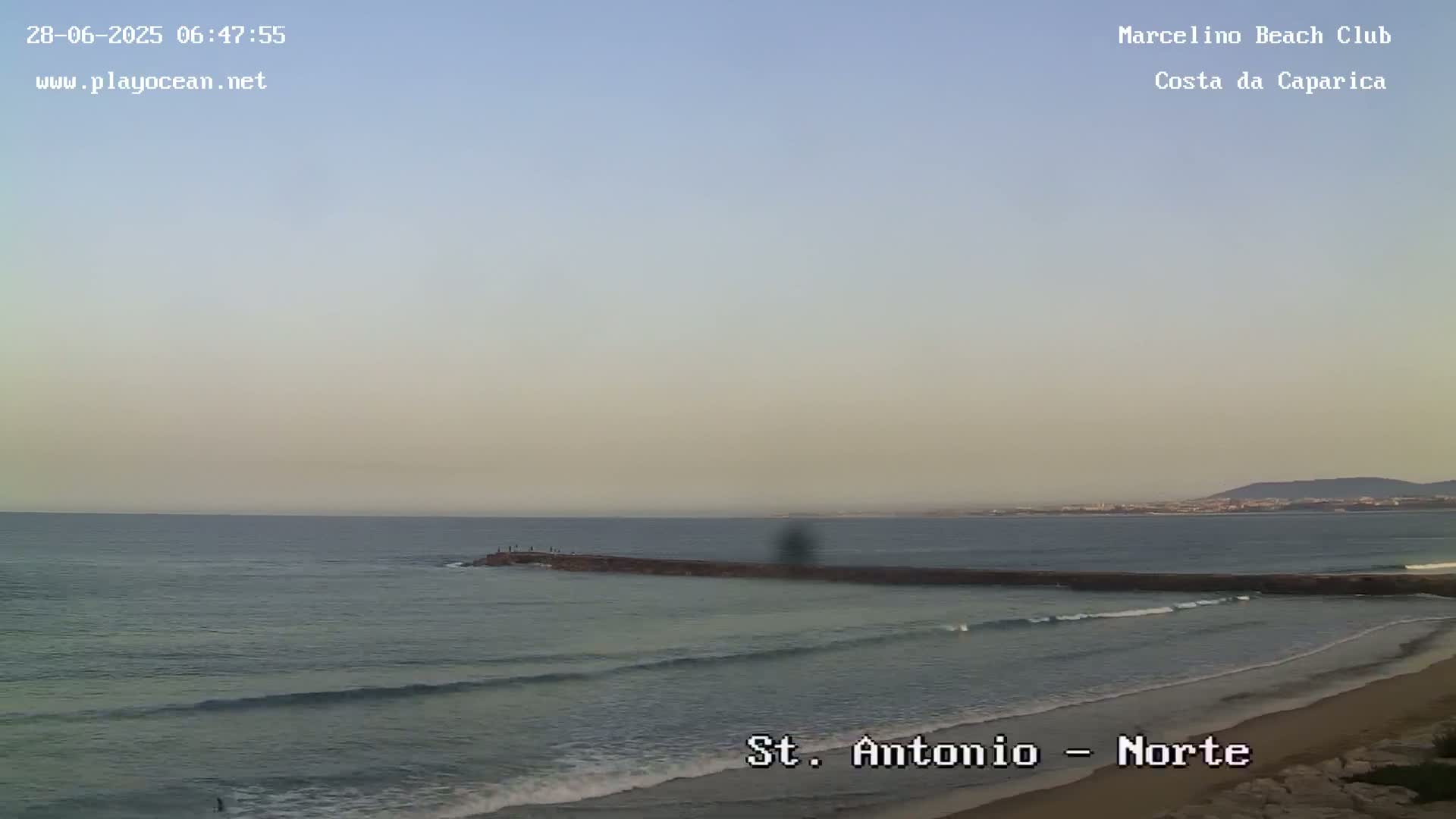 Praia de Santo Antonio Beach , Costa da Caparica Live Cam - Almada, Setubal, Lisbon,  Portugal