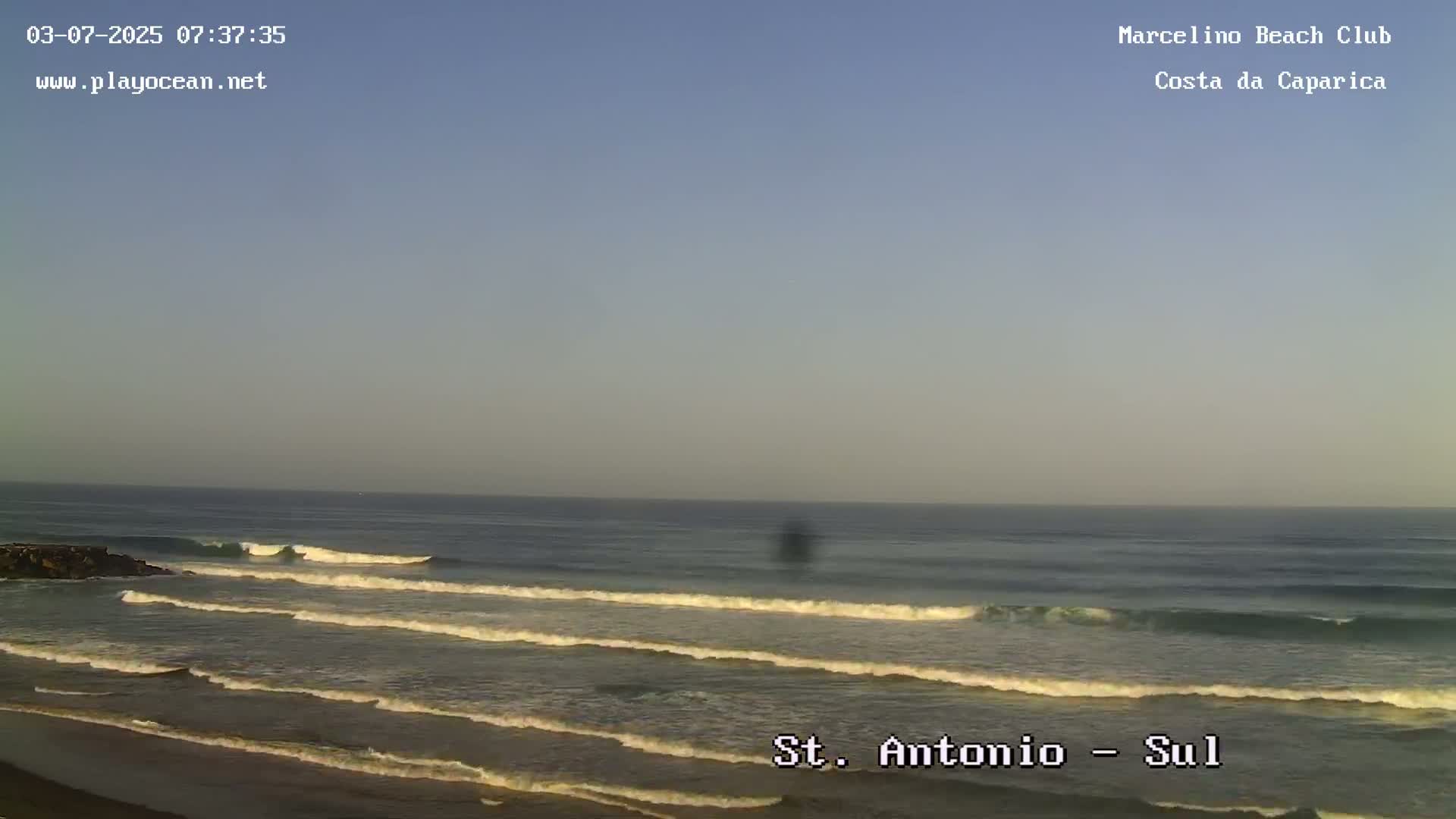 Praia de Santo Antonio Beach , Costa da Caparica Live Cam - Almada, Setubal, Lisbon,  Portugal