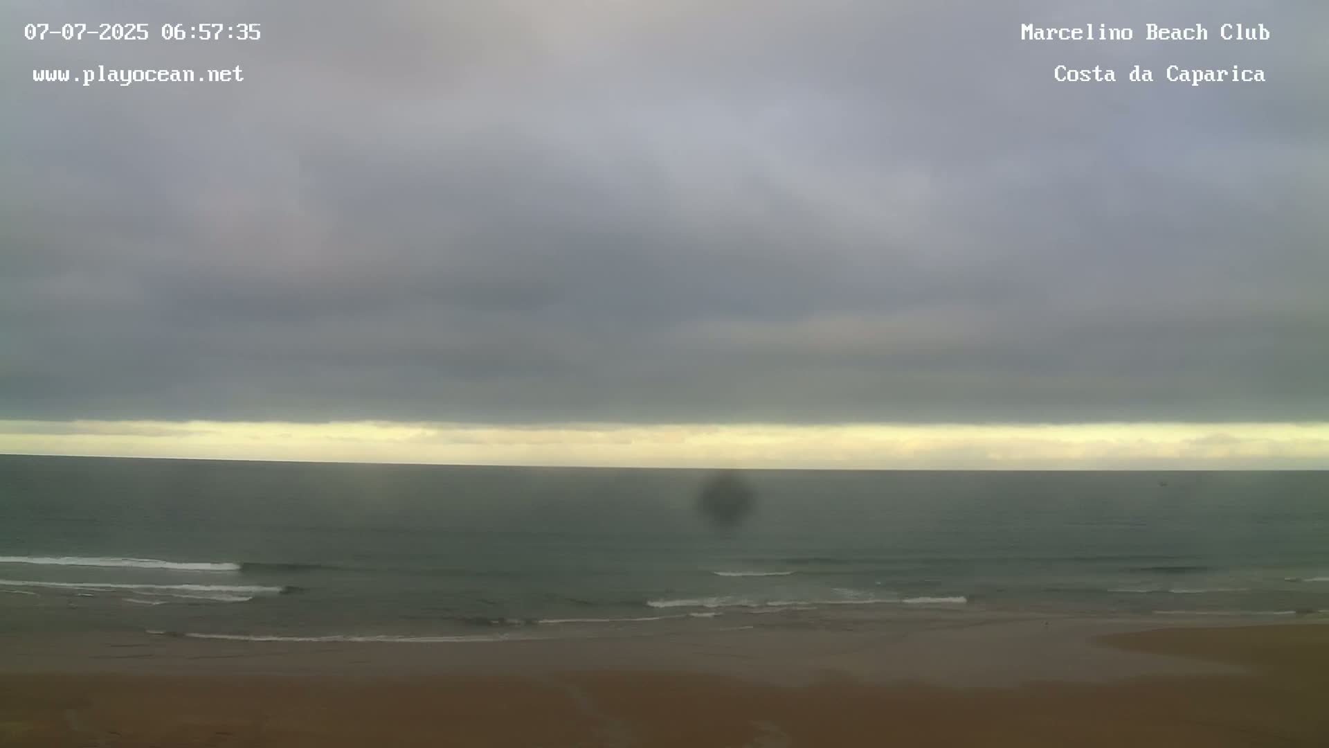 Praia de Santo Antonio Beach , Costa da Caparica Live Cam - Almada, Setubal, Lisbon,  Portugal