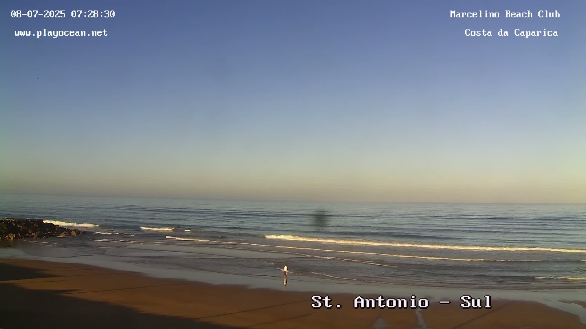 Praia de Santo Antonio Beach , Costa da Caparica Live Cam - Almada, Setubal, Lisbon,  Portugal