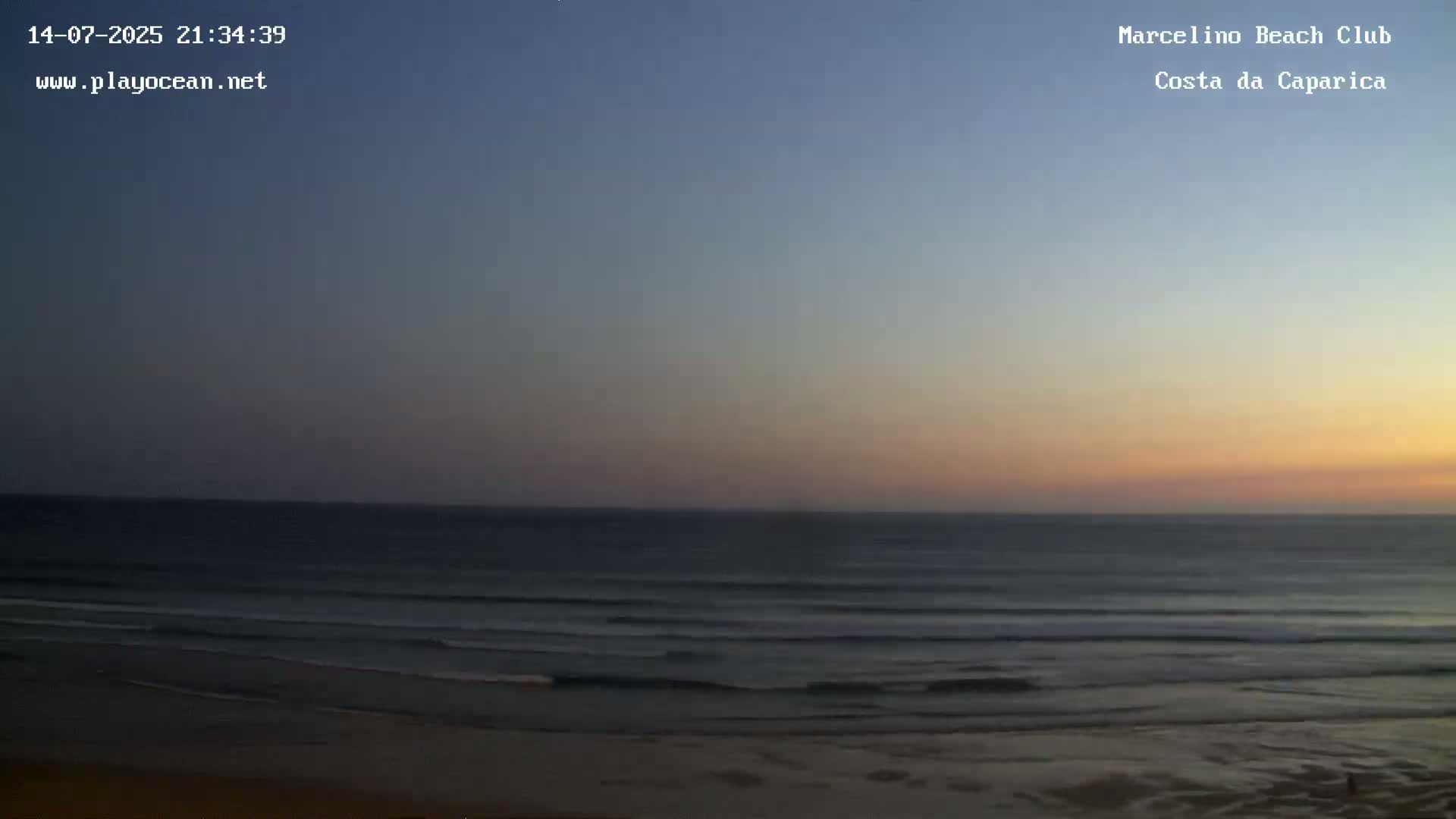 Praia de Santo Antonio Beach , Costa da Caparica Live Cam - Almada, Setubal, Lisbon,  Portugal