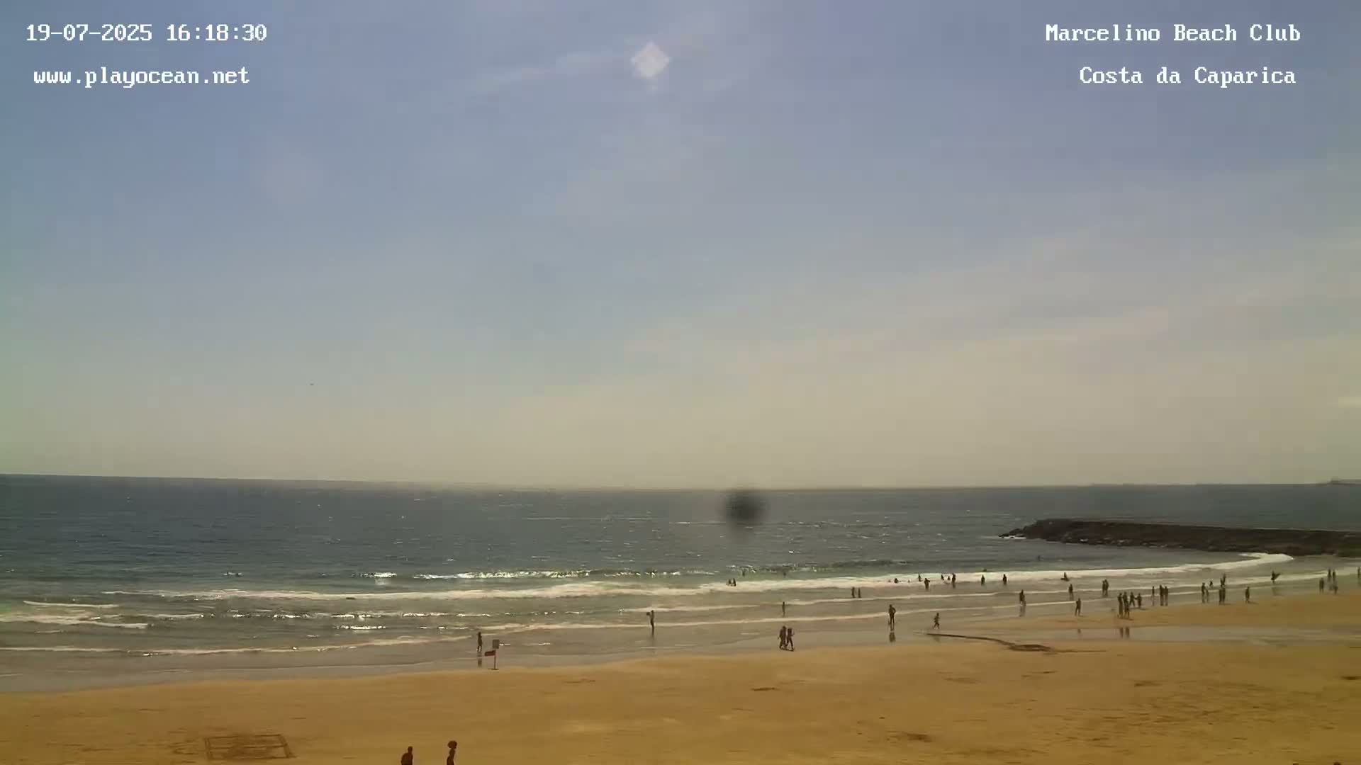 Praia de Santo Antonio Beach , Costa da Caparica Live Cam - Almada, Setubal, Lisbon,  Portugal