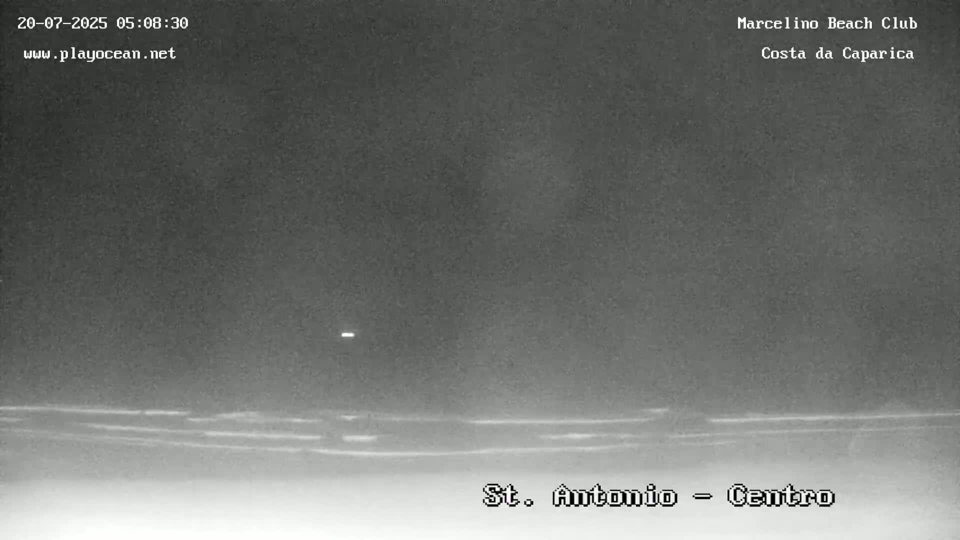 Praia de Santo Antonio Beach , Costa da Caparica Live Cam - Almada, Setubal, Lisbon,  Portugal