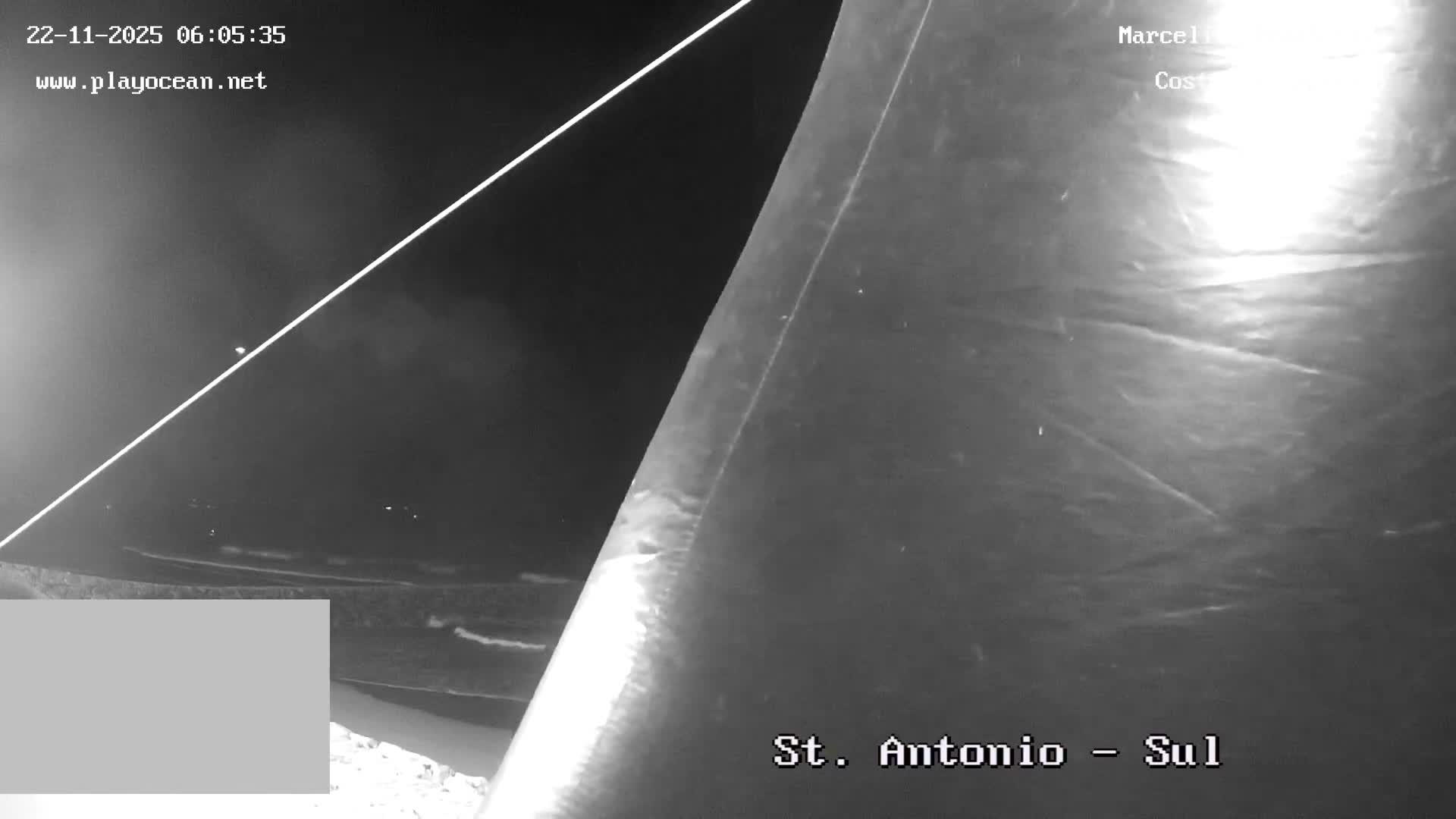 Praia de Santo Antonio Beach , Costa da Caparica Live Cam - Almada, Setubal, Lisbon,  Portugal