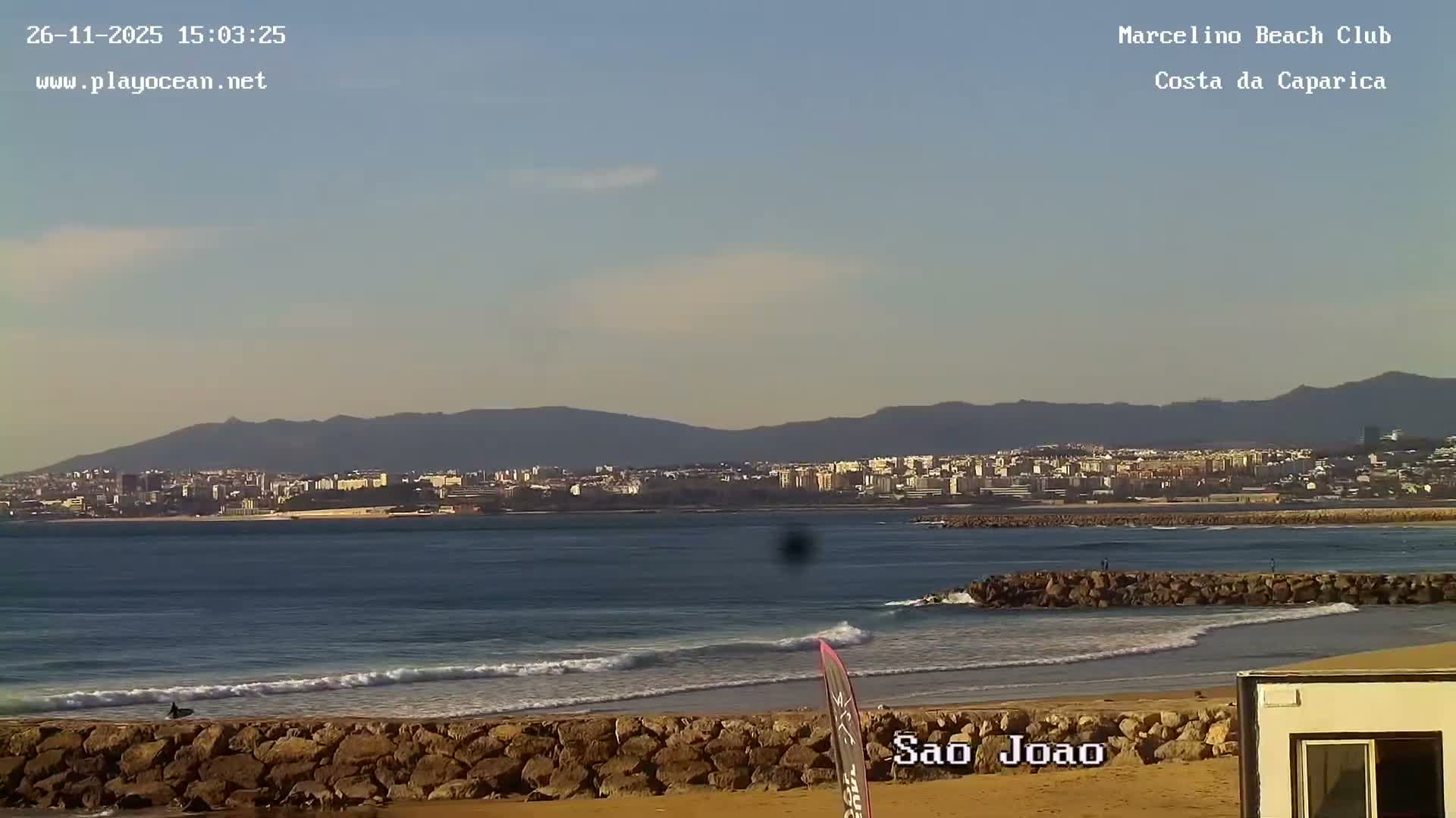 Praia de Santo Antonio Beach , Costa da Caparica Live Cam - Almada, Setubal, Lisbon,  Portugal