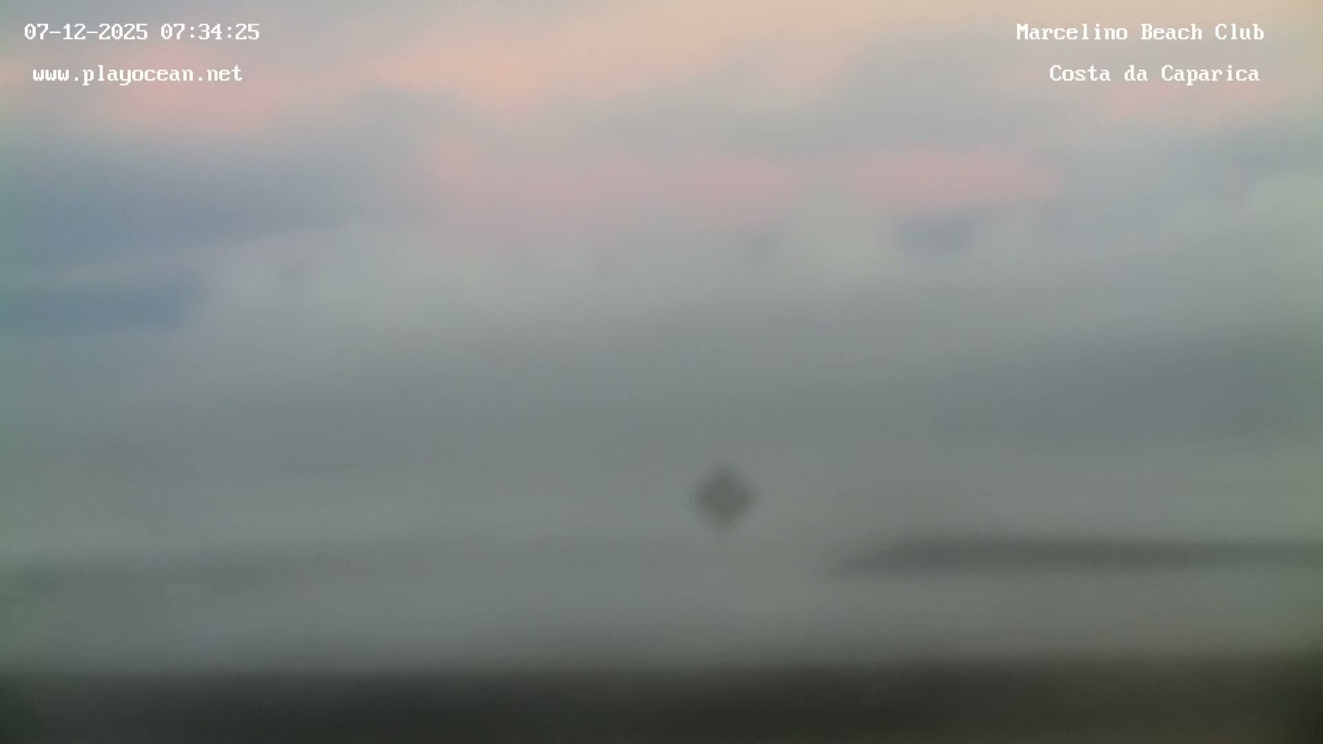 Praia de Santo Antonio Beach , Costa da Caparica Live Cam - Almada, Setubal, Lisbon,  Portugal