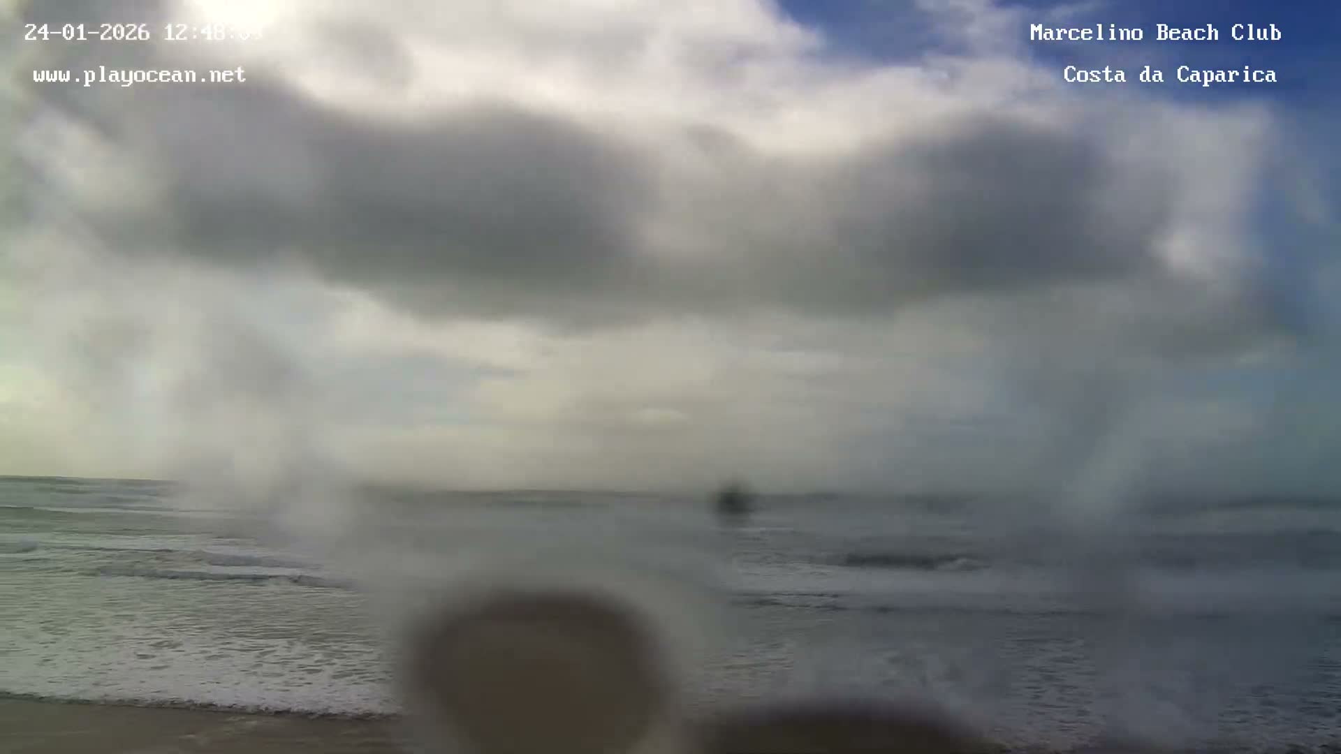Praia de Santo Antonio Beach , Costa da Caparica Live Cam - Almada, Setubal, Lisbon,  Portugal